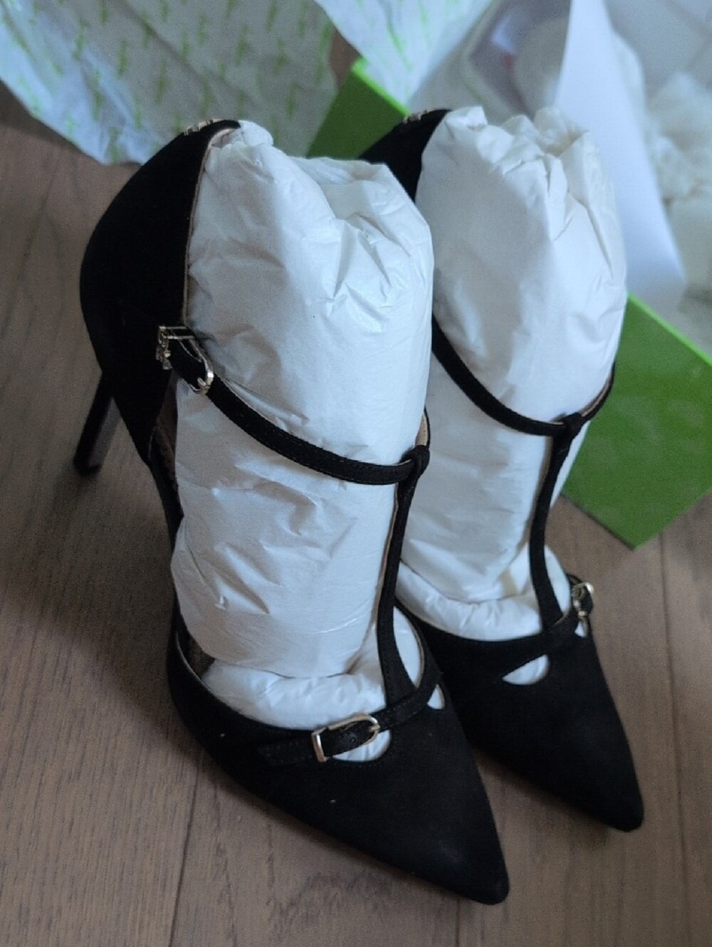 Sam Edelman Black T-Strap Pointed Toe Dress Shoes - Picture 2 of 7